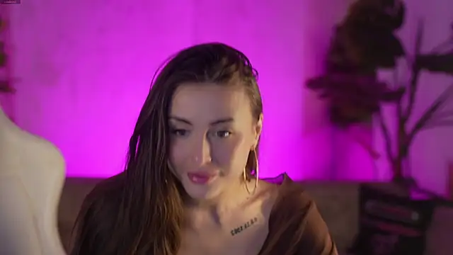 Luna_secretgirl webcam