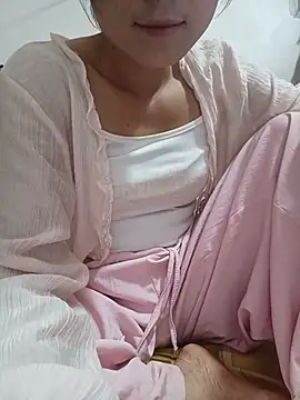 linda_bae00 webcam