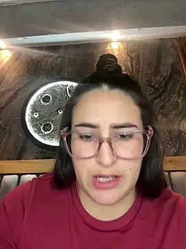 BellaPeers_ webcam