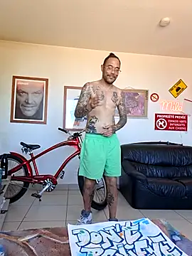 Mr_Graffitimile webcam