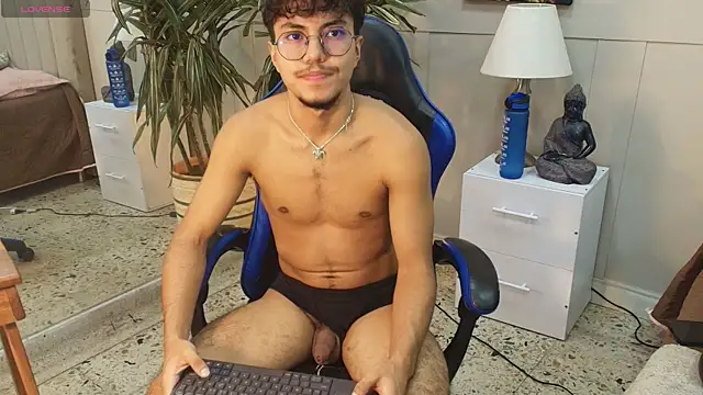 kai_storn webcam