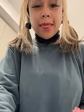 HaileyDiana webcam