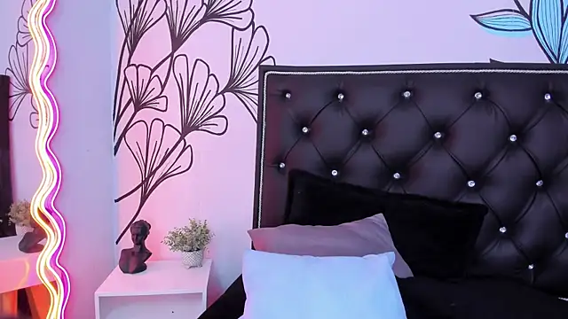 Sweet_Ariadna_ webcam