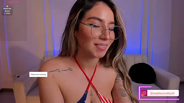 MaddisonCollins webcam