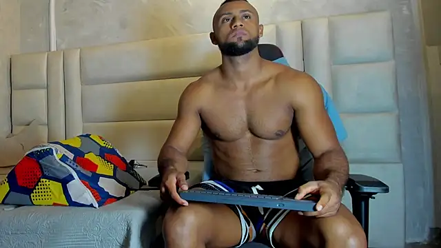 Dark_lennox webcam