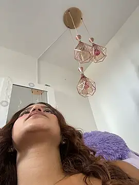 ViankaRose webcam