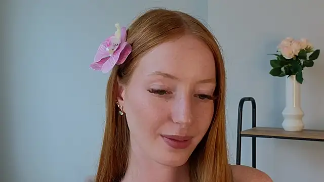 Felicia_Bernot webcam