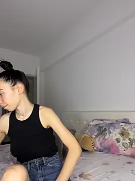 Celine_Roxelle live sex cam