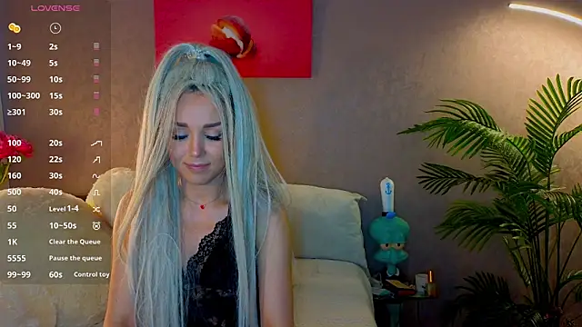 Sonya-Love webcam
