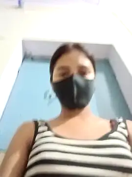 Mahira-- webcam