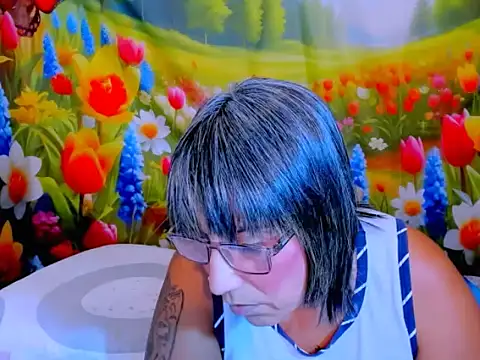 indianroxy webcam