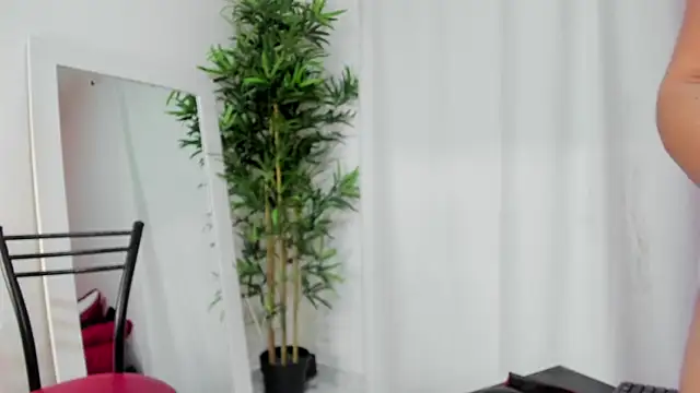 AnnaArela webcam