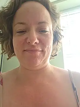 julimonroe webcam