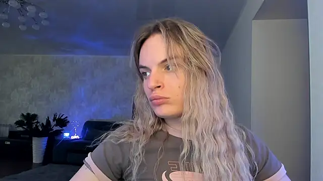 milliKira006 webcam