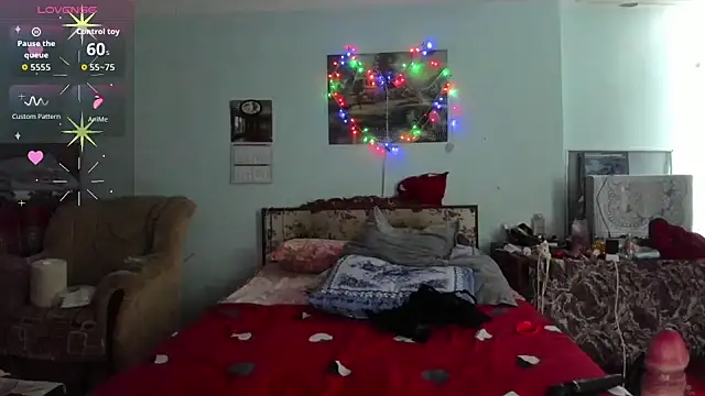 _lady_red_ webcam
