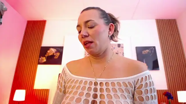 milfsecret69 webcam