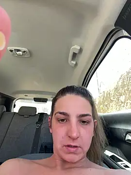 DoriDelux66 Live Webcam on Stripchat