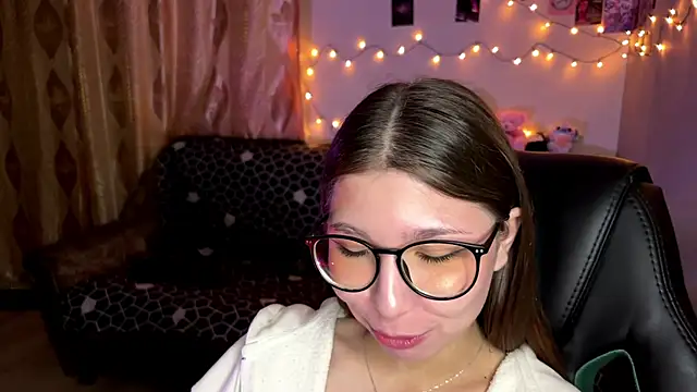 MoonRavelle webcam