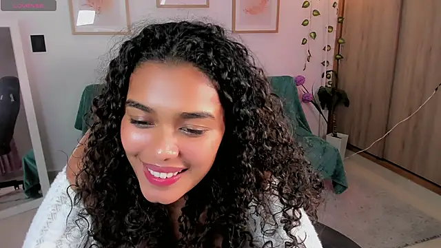 aleja_montiel__ webcam