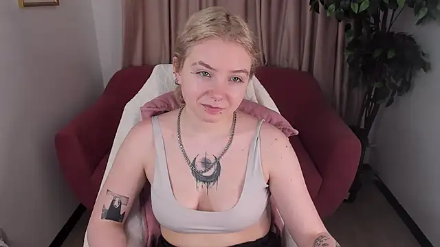 LycorisRed webcam