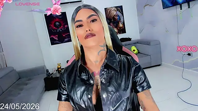 Nella_Dolls webcam