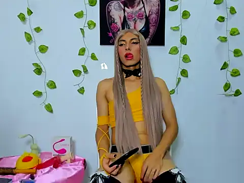 Model: xamila_muaa