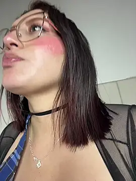 VioletPearson webcam