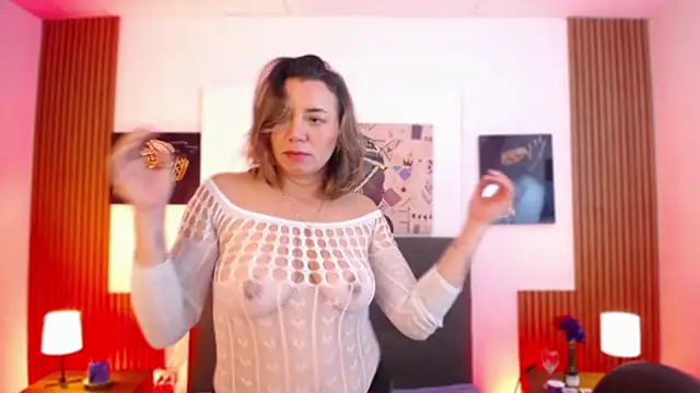 milfsecret69 webcam