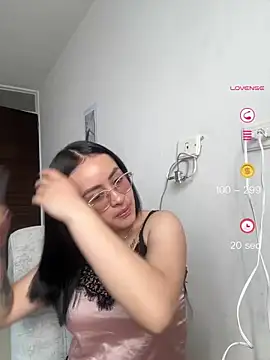 Anni_Rose webcam