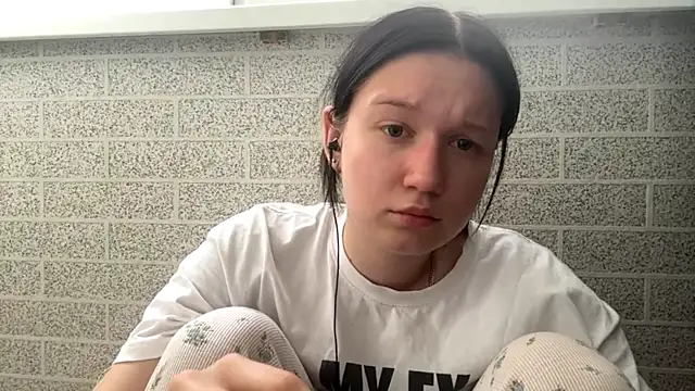 ReneeBossi webcam