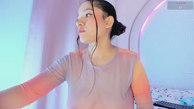 Ari-New webcam