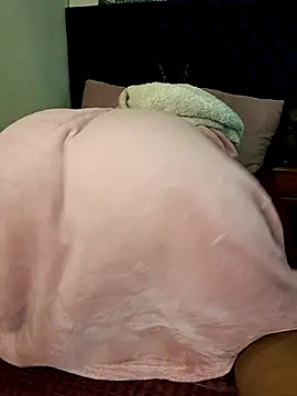 BootyCallEver webcam