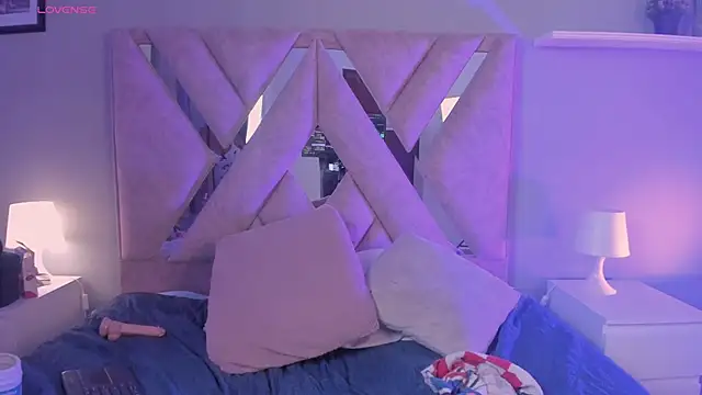 Eva-Millss webcam