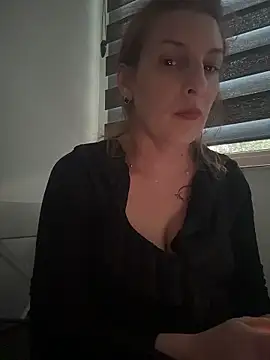 Hot-Milf4U webcam