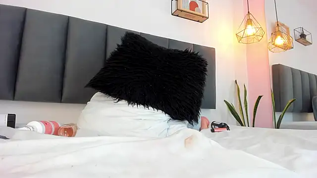 sam_doll_ webcam