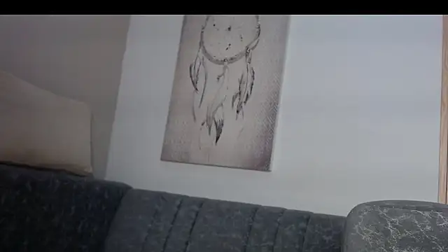 queen_adhara webcam