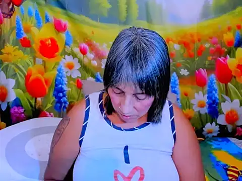 indianroxy webcam
