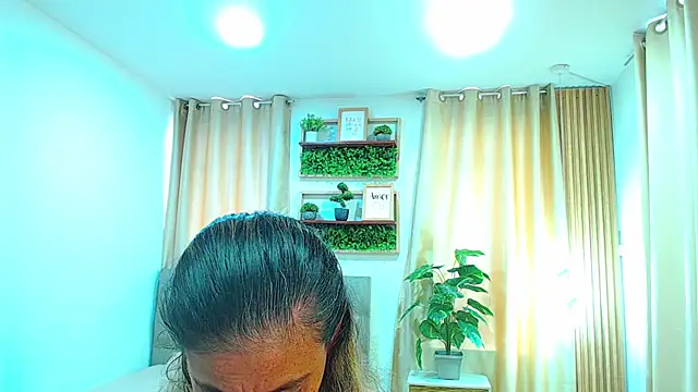 sasi_luna webcam