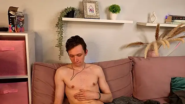Meverik_Oushen webcam
