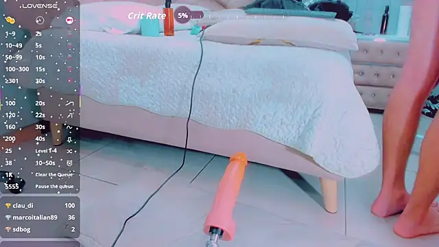 EmilyZaennz webcam