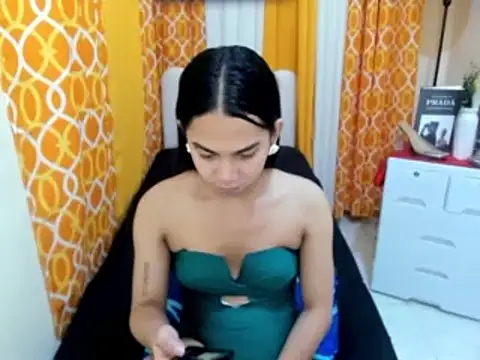 TsAlexa_Blaire webcam