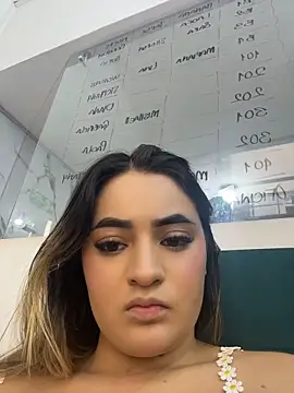 Antonella_Julieta webcam