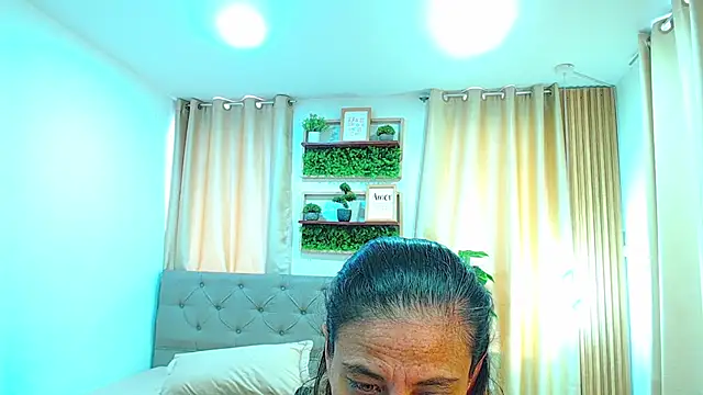sasi_luna webcam