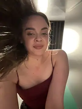 KristiRich webcam