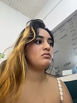 Antonella_Julieta webcam