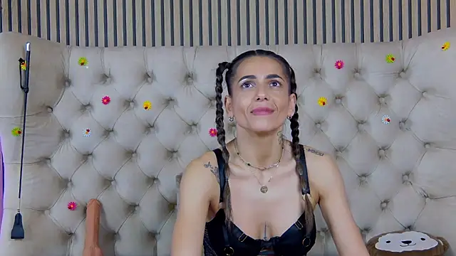 PlayfulShow webcam