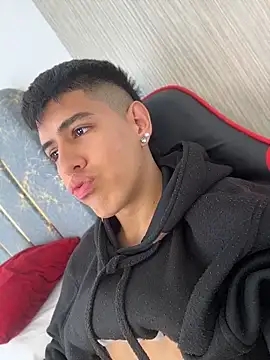Angel_khouri_ webcam