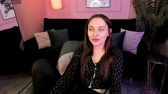ChloeSunny webcam