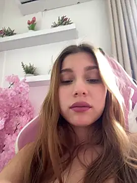 nikii__ - Nikii__'s free webcam - UK Sex Cams