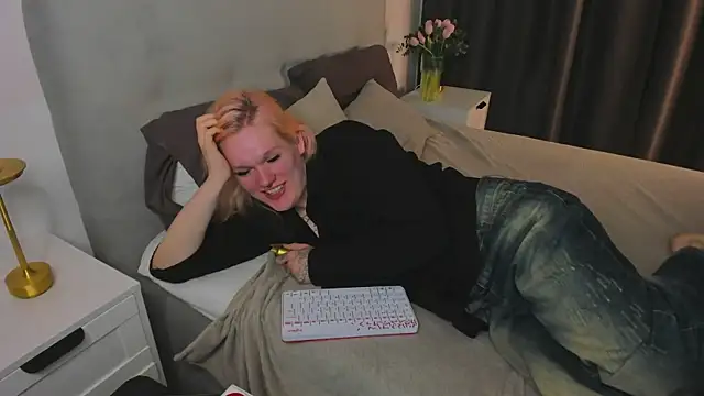 Lollita_Morgan webcam
